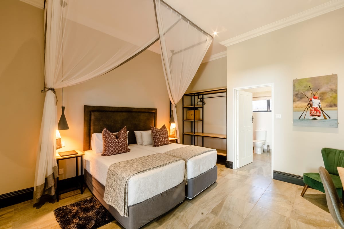 Nkosi Guest Lodge