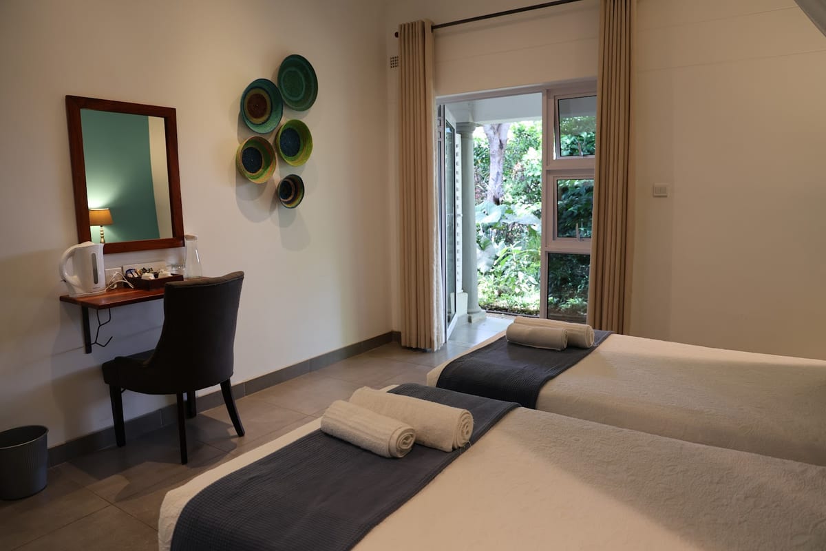 PheZulu Guest Lodge 2